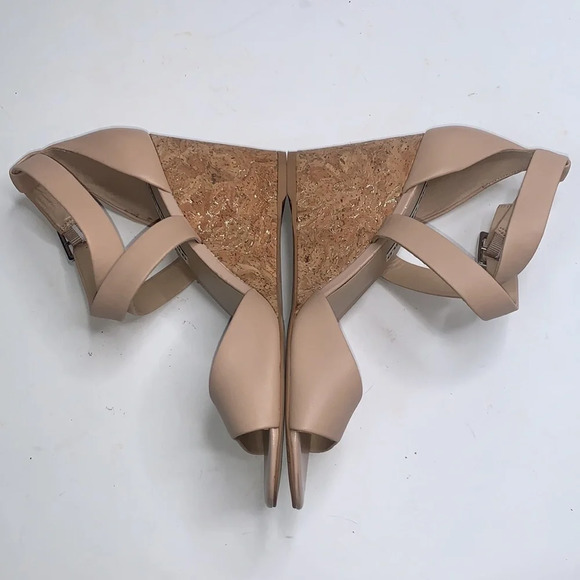 Karl Lagerfeld Cross Strap Taupe Wedge Heel Sandals S-017 Sz 9.5 - Picture 9 of 11